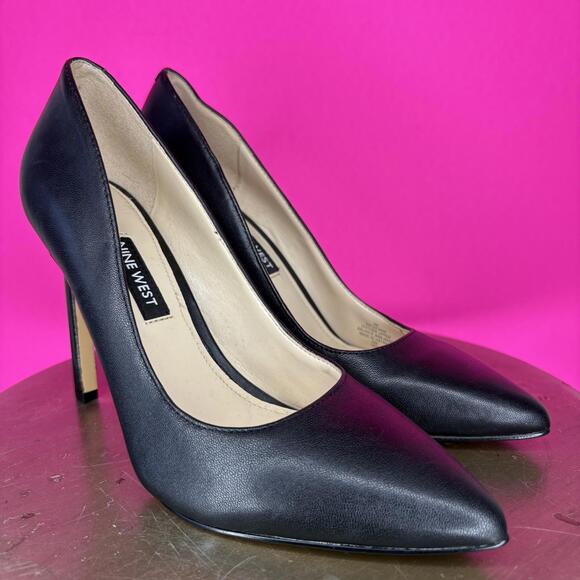 Nine West Tatiana Black Leather Pointed Toe Stiletto Heel Pump Sz 6 - Picture 1 of 8